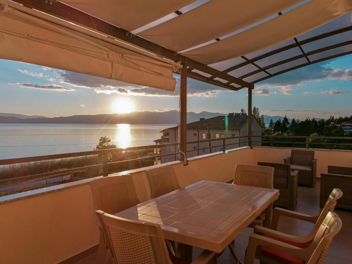 Apartment Ema Ohrid Exteriör bild